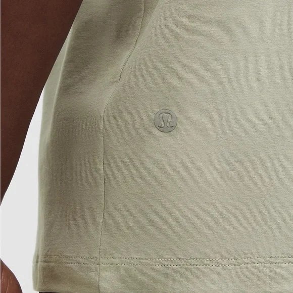lululemon athletica Sage Green Short Sleeve Tee - Picture 3 of 3